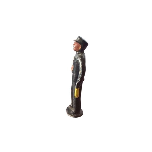 Barclay Manoil Train Conductor Carrying Bag & Coat Lead Figure 1950s 1.75" Tall - Picture 2 of 6